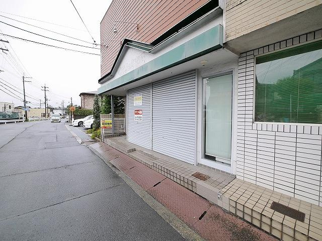 宝来3丁目店舗のエントランス