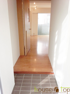 【玄関】 | ツインコート甲子園（甲子園駅・春風小学校区・上甲子園中学校区） | ツインコート甲子園の玄関です