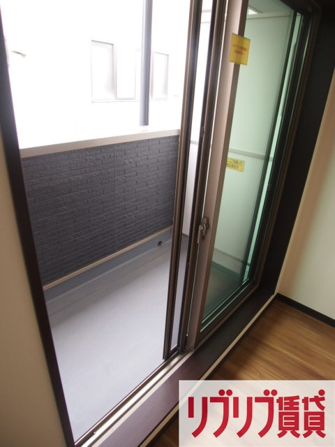 AQUE３(アクエ3)のバルコニー