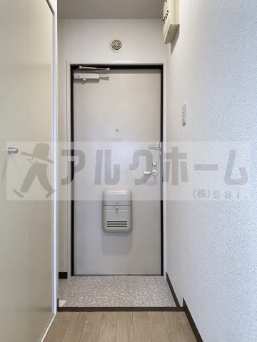 ティグリス枝川の玄関