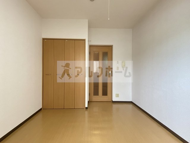 ラフィネ弓削の居間・リビング|ラフィネ弓削　居室スペース