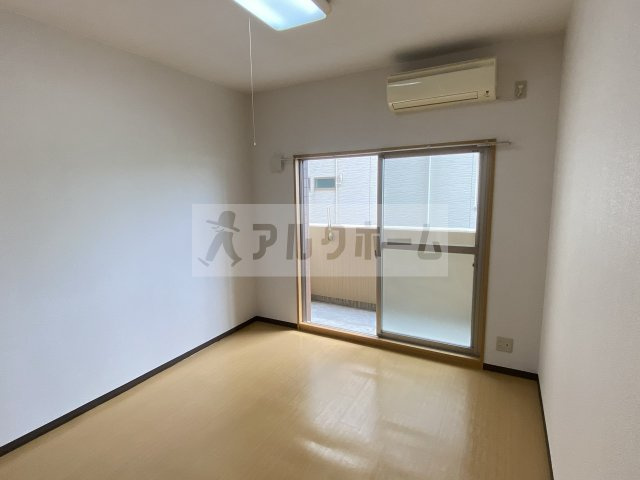 ラフィネ弓削の居間・リビング|ラフィネ弓削　居室スペース