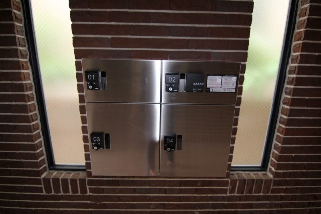 カーサトモのその他共用部分|宅配ボックス(^O^)／