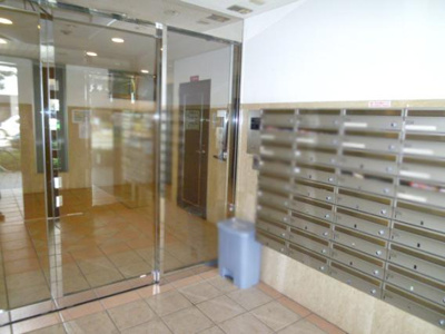 【エントランス】 | エイペックス大手通