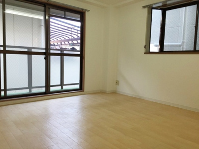 【洋室】 | セレクト三愛