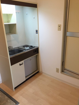 【キッチン】 | セレクト三愛 | ミニ冷蔵庫付いてます♬