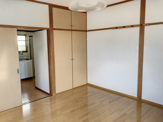 コーポ長橋の洋室