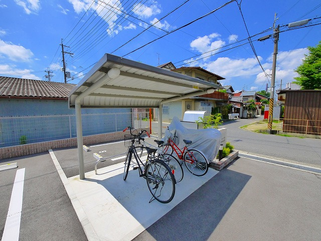 グランツコート大門西のその他共用部分|自転車置き場が設置されてます