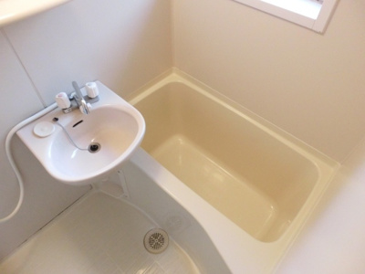 【浴室】 | カーサ西山町