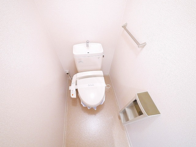 モン・ヴェールGのトイレ|落ち着いた色調のトイレです