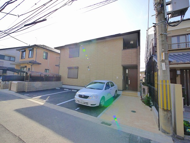 アンジュール佐保の駐車場|駐車場です