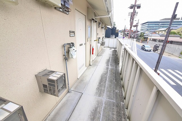 メゾン押上のその他共用部分|玄関前です