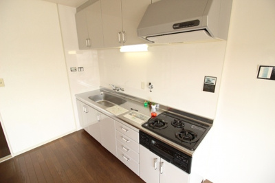 【キッチン】 | ジョイフルオオイシ３号館 | ☆ガスコンロ３口＆グリル付☆