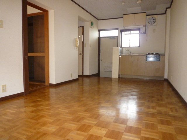 ＫＮハイツＡの居間・リビング