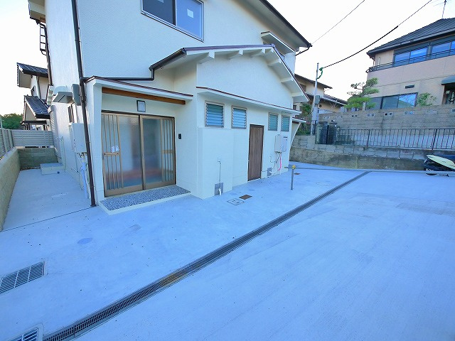 七条住宅の駐車場