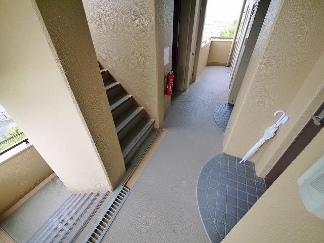 アミティ西大寺Ｐ８のその他共用部分|廊下です