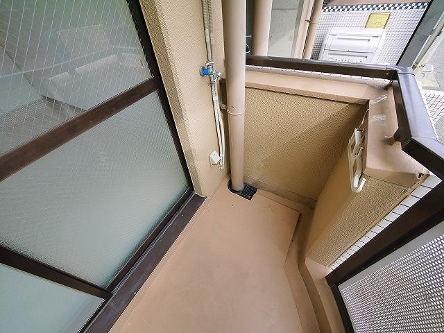 アミティ西大寺Ｐ８の設備|洗濯機置き場です