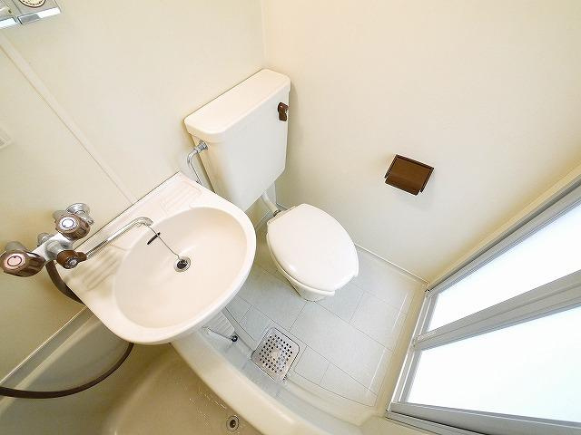 アミティ西大寺Ｐ８のトイレ|トイレです