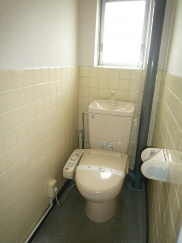 富士見町住宅３号棟のトイレ|ウォシュレット付き