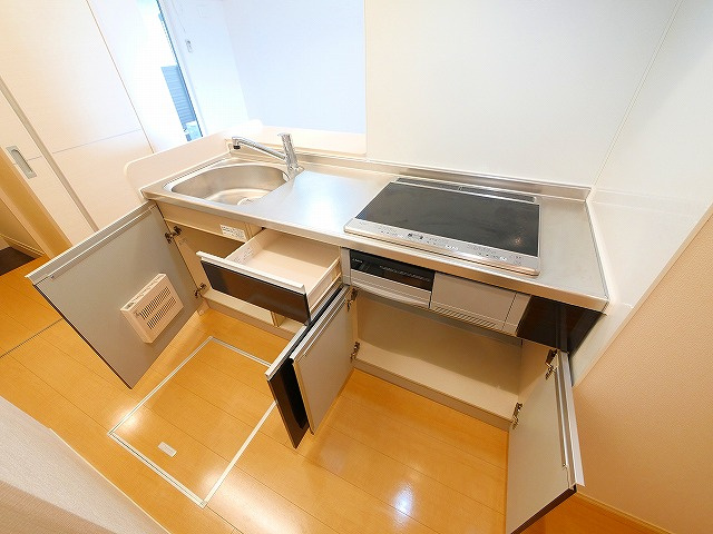 プラムコート大安寺Ａ棟のキッチン|キッチンでお料理をお楽しみください