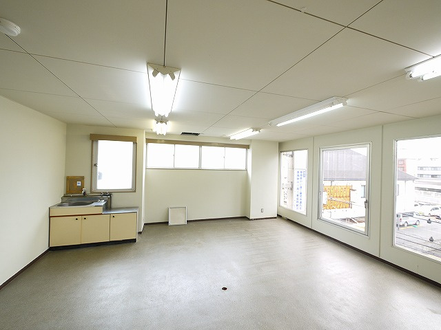 千曲ビルの内装