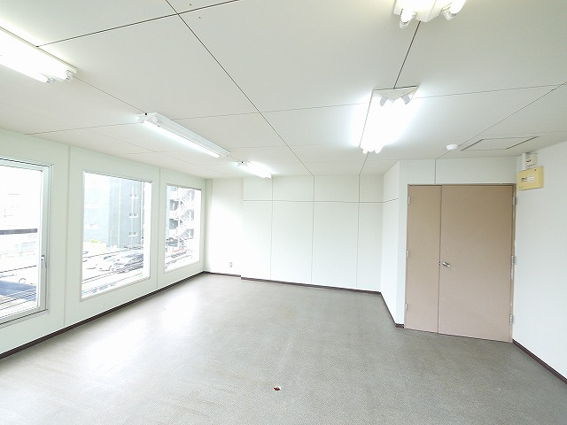 千曲ビルの内装