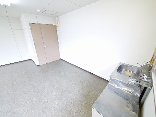 千曲ビルの内装