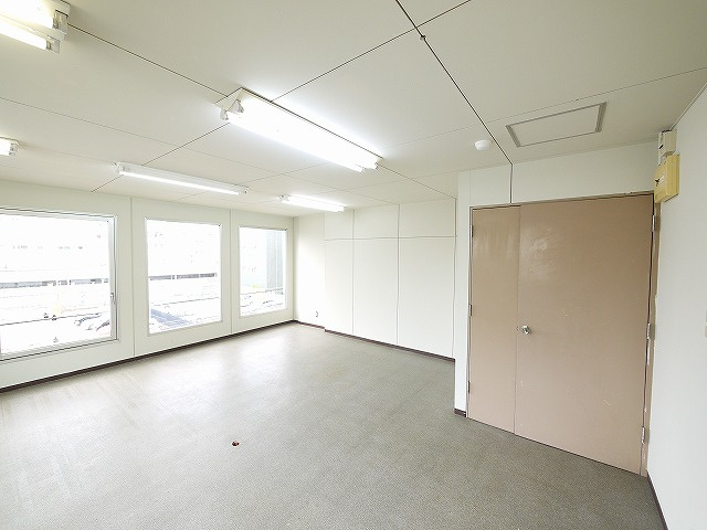 千曲ビルの内装