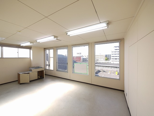 千曲ビルの内装