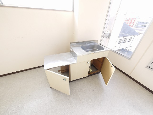 千曲ビルの内装