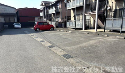 【駐車場】 | 小笠原ハイツ Ｂ