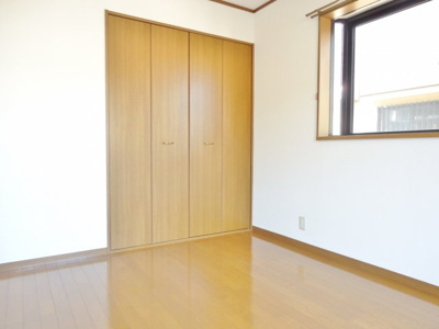 【洋室】 | 小笠原ハイツ Ｂ | 洋室６帖の様子