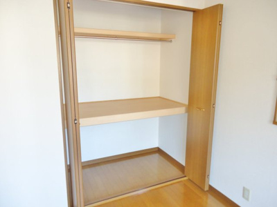 【収納】 | 小笠原ハイツ Ｂ | 洋室6帖の収納です