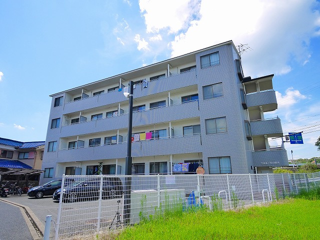 エミエール山田川