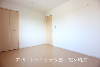 【寝室】 | コート・ダジュール川余郷