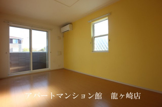 【居間・リビング】 | コート・ダジュール川余郷