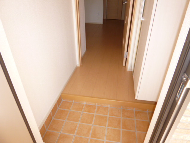 倉敷市水島相生町のアパートの玄関