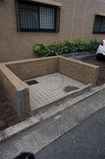 【その他共用部分】 | 敷地内ゴミ置き場