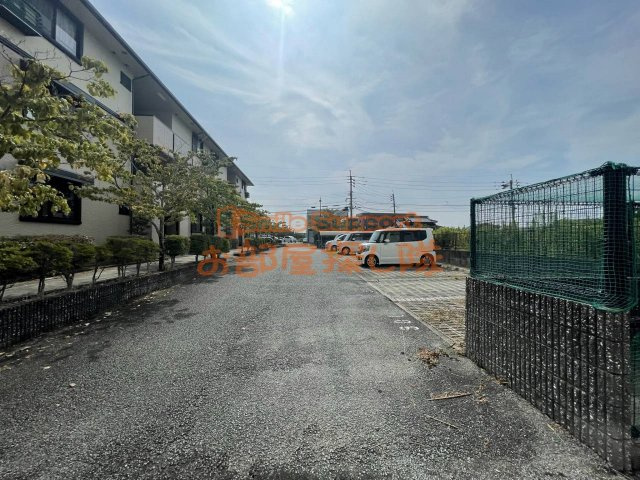 パークウエストの駐車場