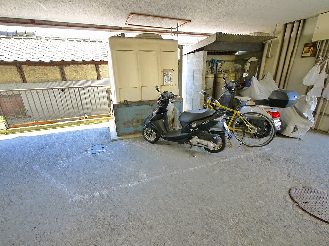 プチ・ハイツ・コマヅルのその他共用部分|自転車置き場