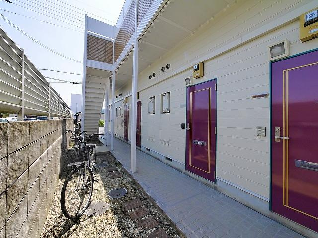 田原本町マンションのその他共用部分|玄関前です