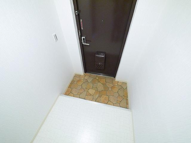 ラビタ柳町Ⅱの玄関