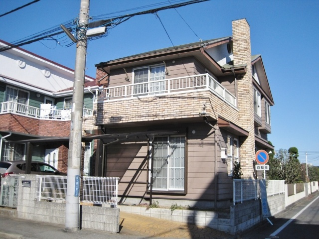 鶴ヶ島市松ヶ丘１丁目の一戸建ての外観