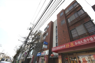 【外観】 | メゾン中山　　鉄骨造マンションの３階です♪