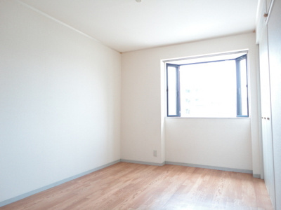 【洋室】 | メルヴェーユ大村