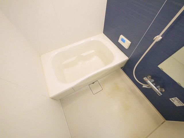 シャーメゾン紀寺Ａ・Ｂの浴室|日々の疲れを癒すお風呂付です