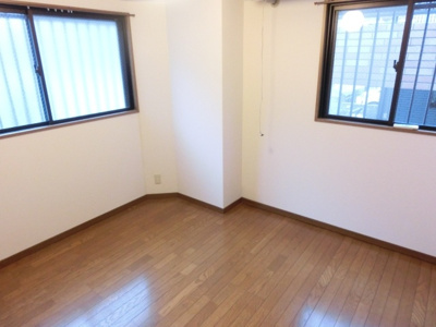 【洋室】 | ベルメゾン