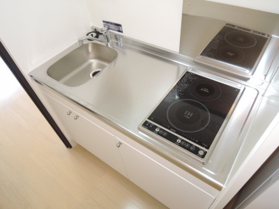 【キッチン】 | レオネクストみやびⅠ | ☆ＩＨコンロ1口＆ラジエントヒーター1口付☆