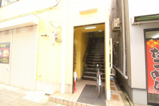【エントランス】