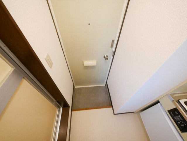 ハイツ朱峰第二の玄関|玄関です